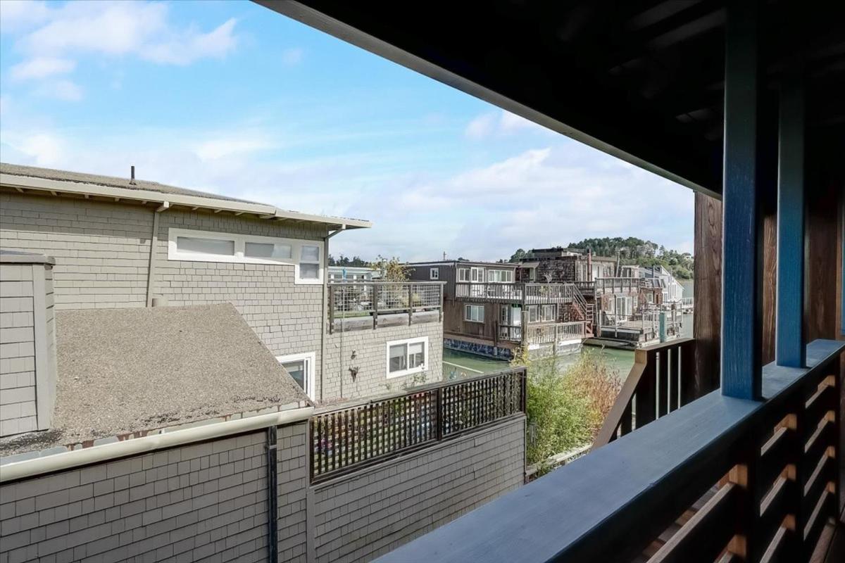 Floating Condos Of Commodore 11 Mill Valley Exterior foto