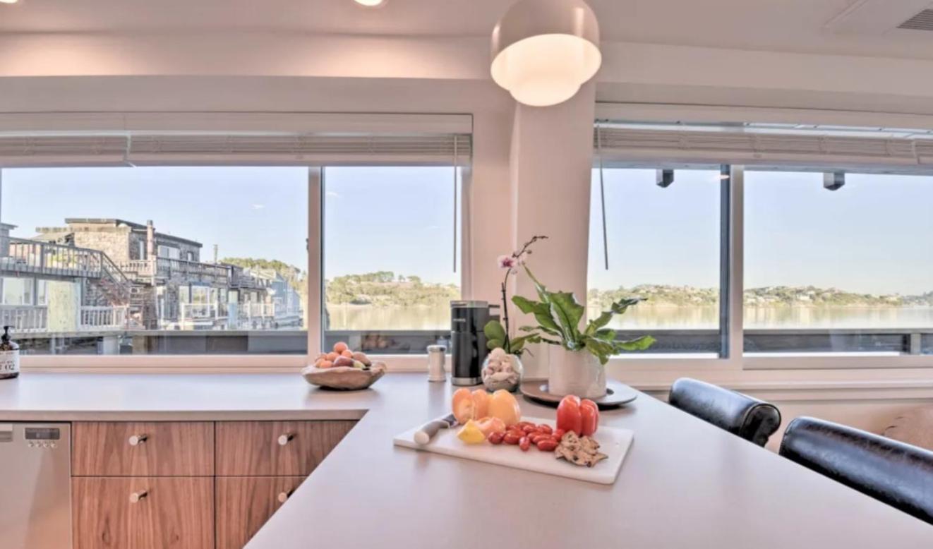Floating Condos Of Commodore 11 Mill Valley Exterior foto